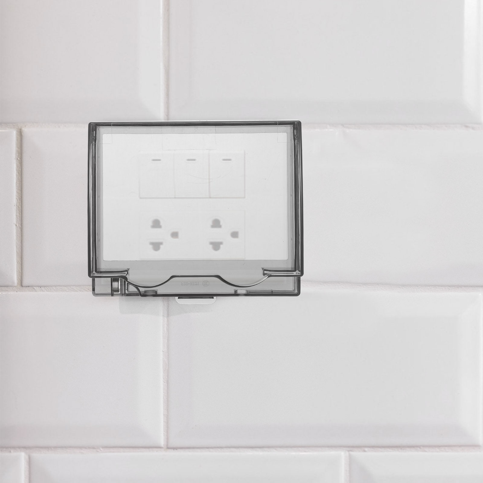 Outdoor Power Socket With Lock - Cache-prise adhésif étanche de type 86,